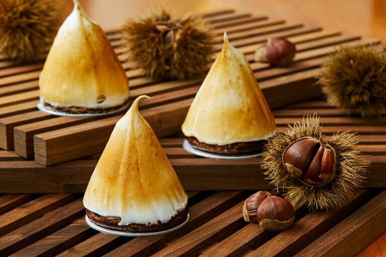 「カシス＆マロン モンブラン」720円。