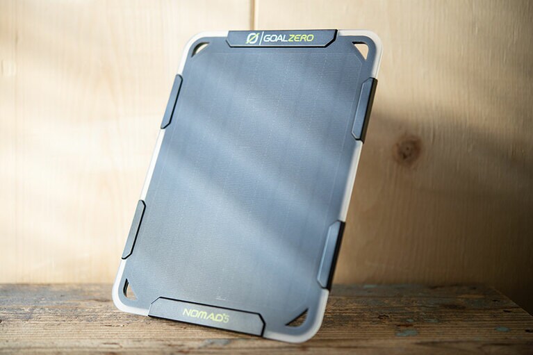 GOAL ZERO ゴールゼロ NOMAD 5 多機能 ソーラーパネル10,780円／GOAL ZERO(ゴールゼロ)