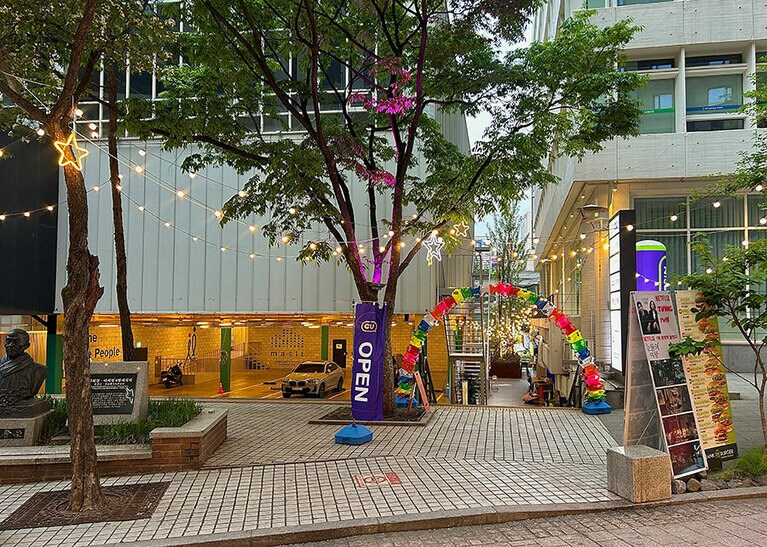 オフラインではCUでのみ購入可能！ラッパーのパク・ジェボム（JayPark）プロデュース「WON HIGHBALL」も是非チェックを。