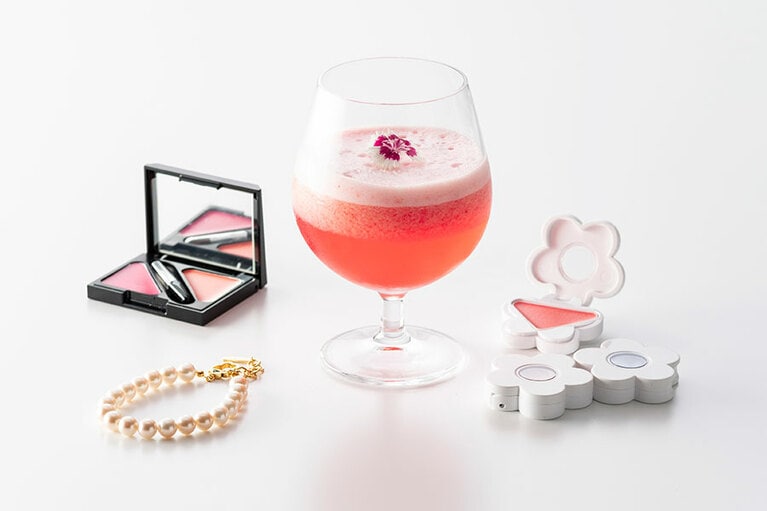 ノンアルコールカクテル「Daisy blooms」グラス 1,700円(税・サ込)。写真はイメージ。