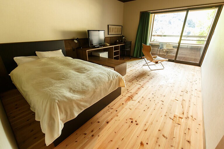 養生館はるのひかり［神奈川／箱根湯本温泉］ひとり部屋洋室セミダブル。