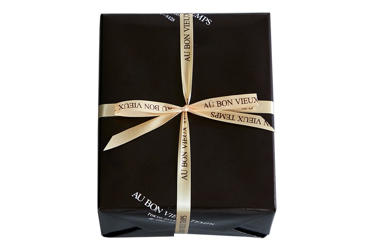 a：パテ・アン・クルート、b：テリーヌ・アマッチ、c：フロマージュ・ド・テット／オーボンヴュータン