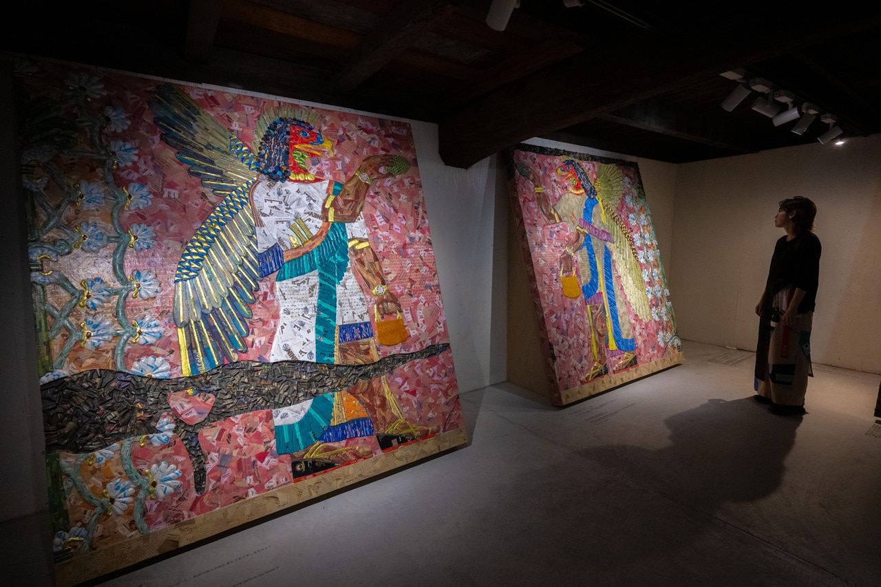 マイケル・ラコウィッツ(Michael Rakowitz)の作品が展示されている梅村商店では、アーティストが滞在中に一緒に開発したマイケルのルーツであるイラクと和食の融合したメニューも楽しめる。