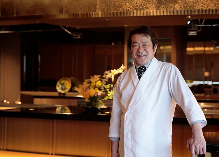 日本料理-舳-MIYOSHI 工藤薫料理長。