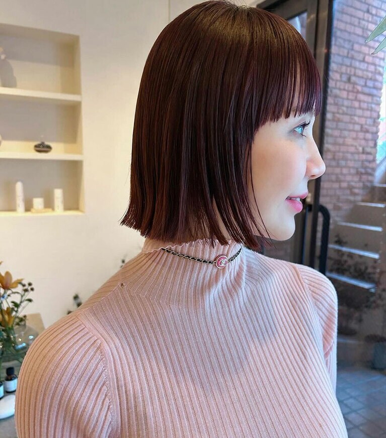 落ち着きと可愛さが同居する、ピンクボブ。