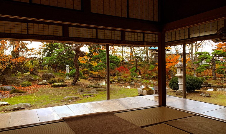 【青森県】宮越家 離れ・庭園。