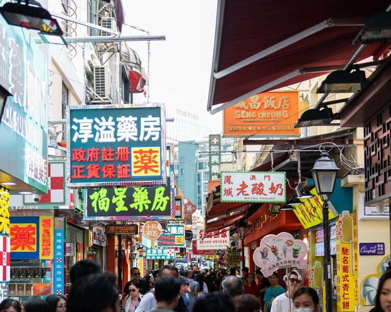 旅行者に人気のタイパ・ヴィレッジ。