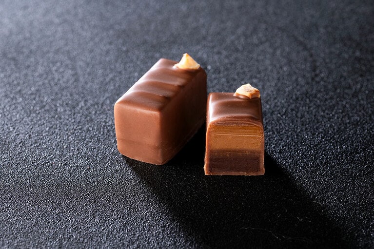 「ホワイトカカオ セレクション」から「プラリネ」。