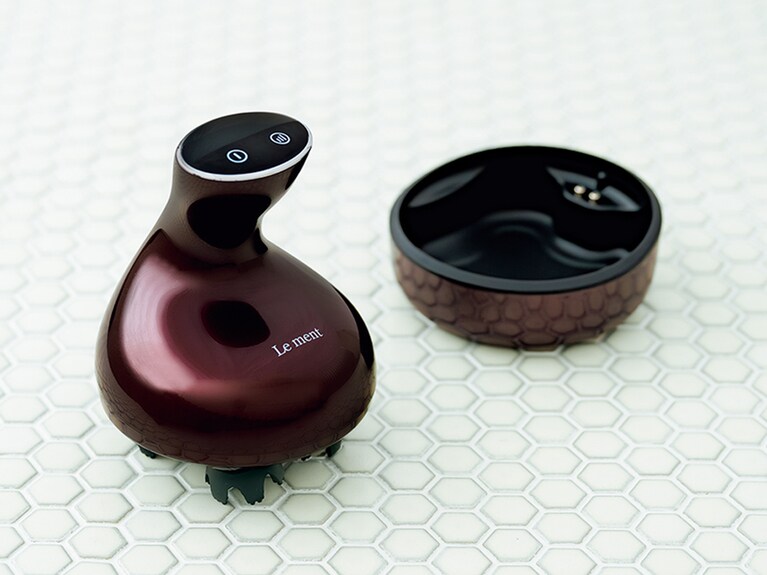 ルメント EMSヘッドスパ 14,850円/magicnumber