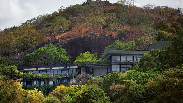 スリランカの自然に溶け込むホテルは 天才建築家バワの遺した最高傑作