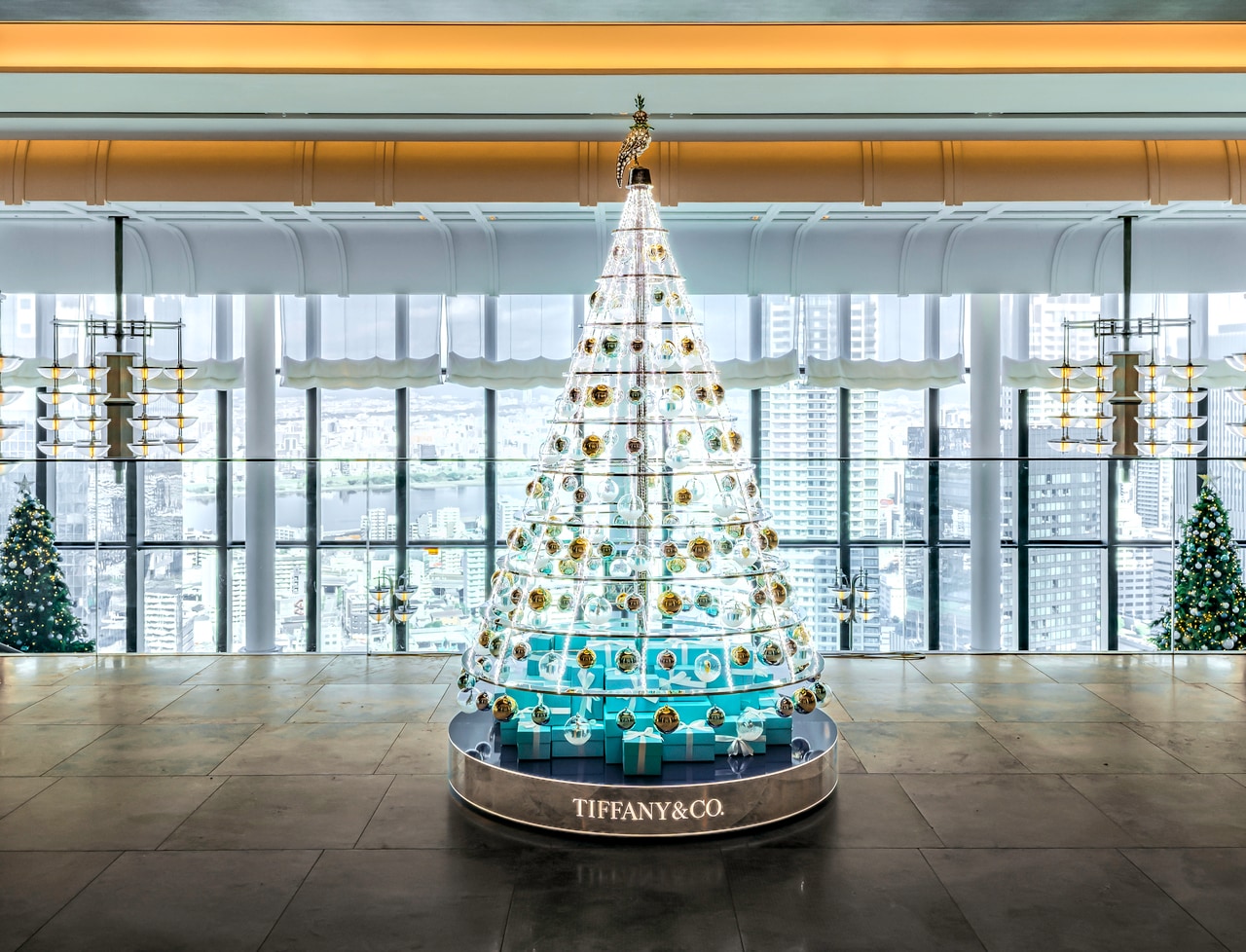 ウォルドーフ・アストリア大阪のクリスマスツリー。