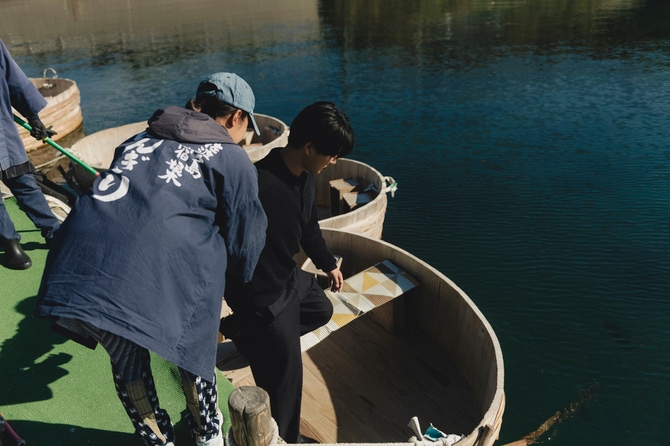 初はんぎりの工藤さん！　※普段は救命胴衣をつけての乗船になります。今回は特別に許可を得て撮影しています。