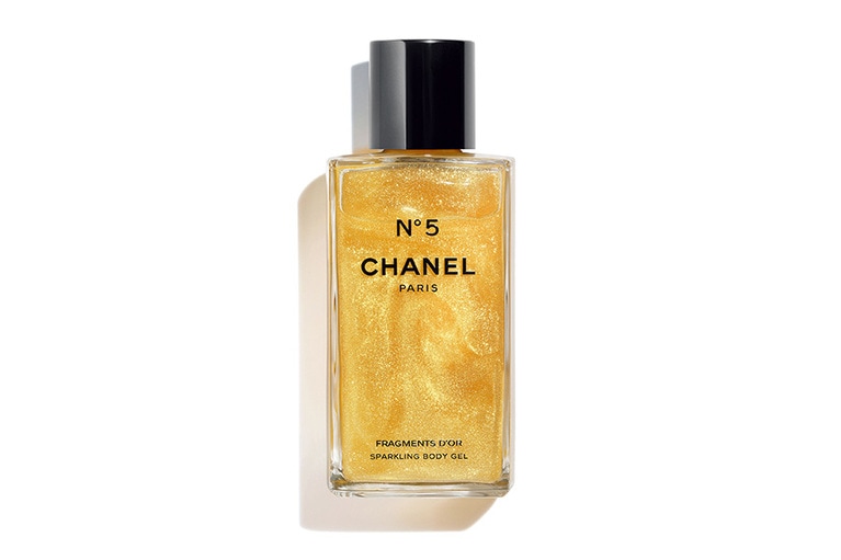 ツヤめきもプラスするジェルテクスチャーのフレグランス。CHANEL N°5 GEL PERFUME 250ml 12,500円。