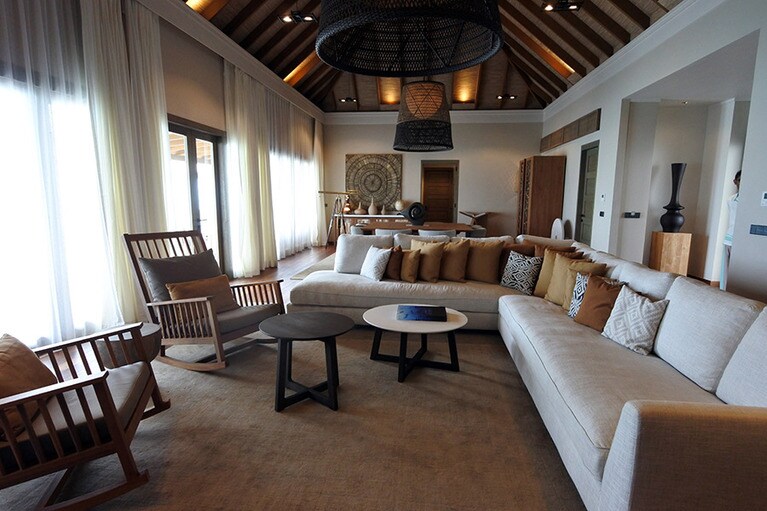 広々としたリビングや、ファミリー向けに子供部屋のある客室タイプも。