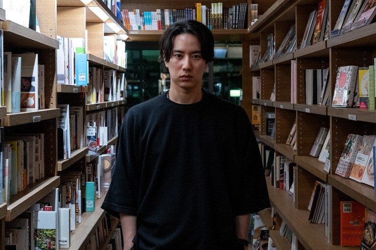 怪談師／蒐集した怪談をYouTubeやイベント、書籍などさまざまな媒体で発表。怪談ニュージェネレーション初代王者。怪談ユニット「おばけ座」に所属。