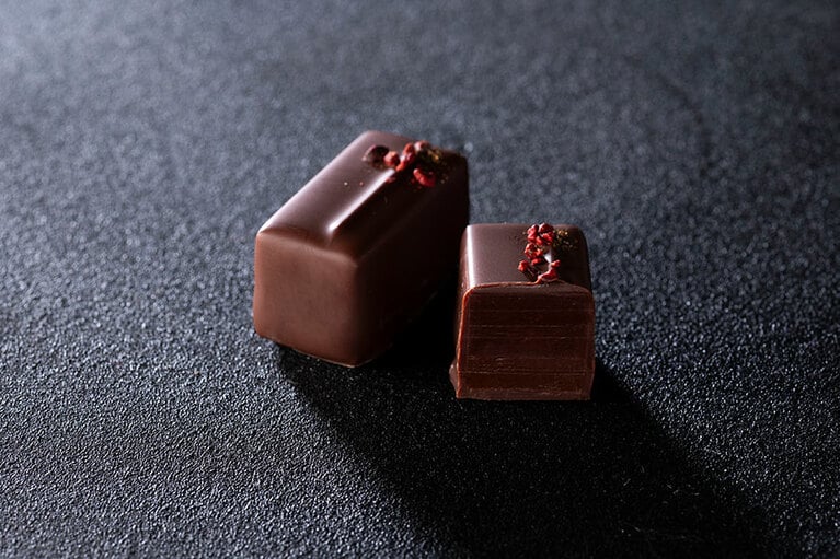 「ホワイトカカオ セレクション」から「フランボワーズ」。