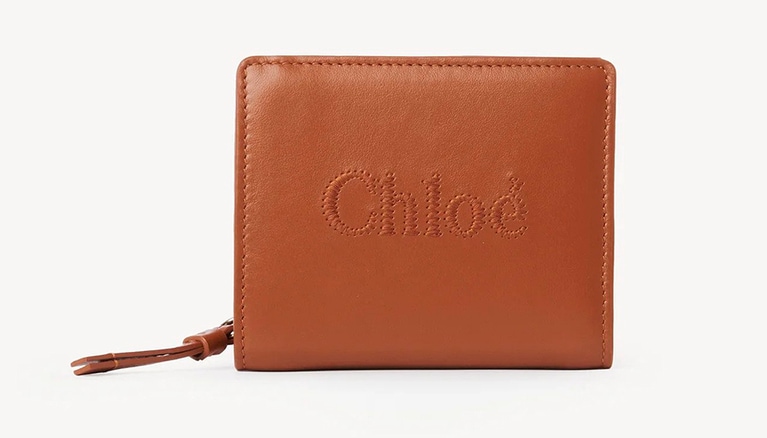 コンパクトウォレット H9×W11cm 78,100円。