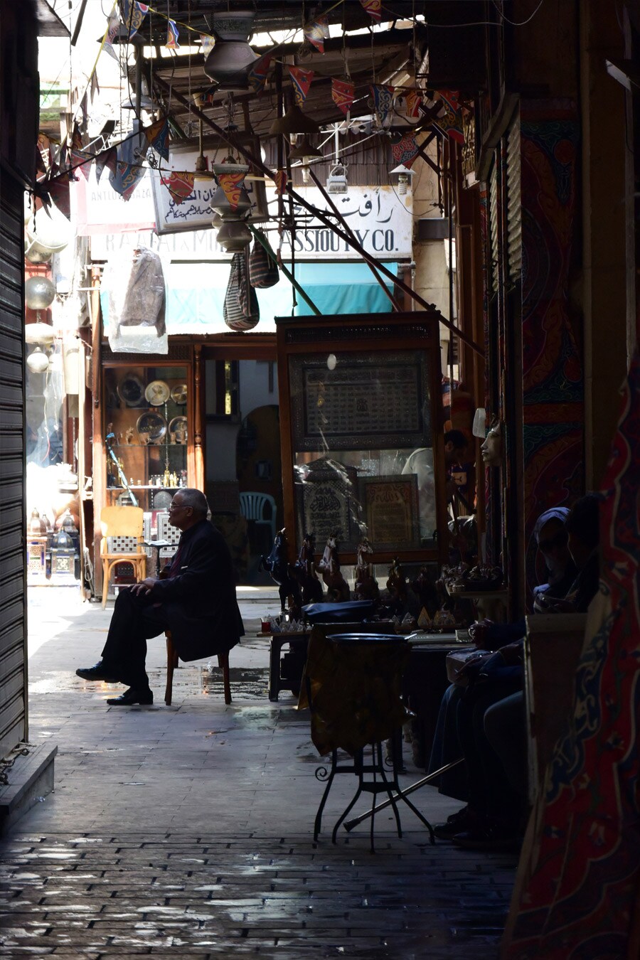 イスラムの暮らしぶりがうかがえるのも、この地区の醍醐味。