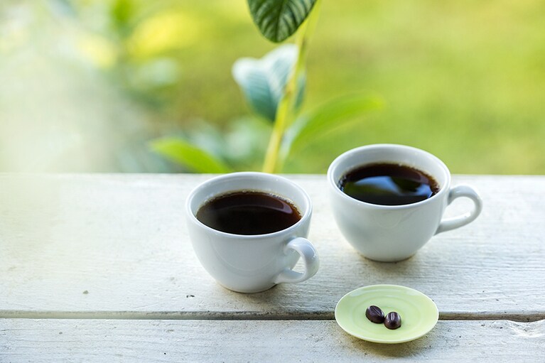 “ハンドドリップコーヒー” 4ドル。