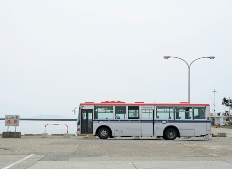 島内のバス路線は新潟交通佐渡が運行しています。