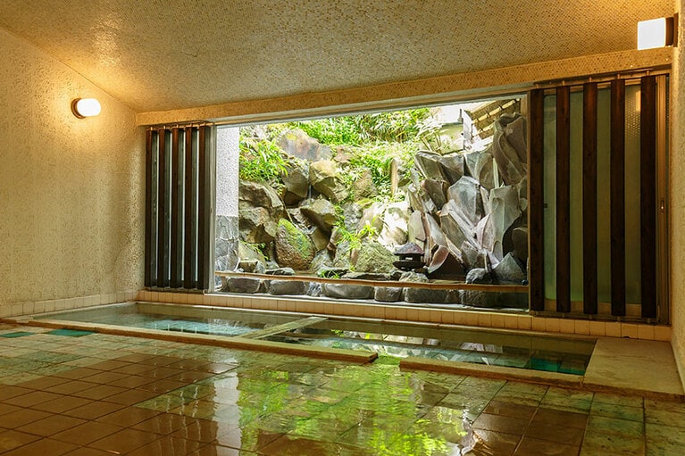 養生館はるのひかり［神奈川／箱根湯本温泉］1F浴場。