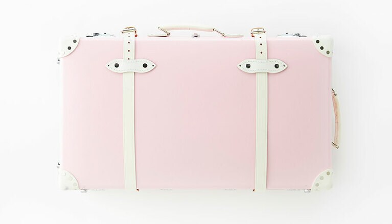 グローブ・トロッターのスーツケース。