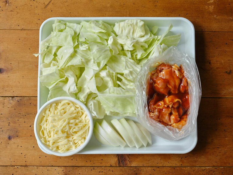 玉ねぎやキャベツの甘みも広がる。