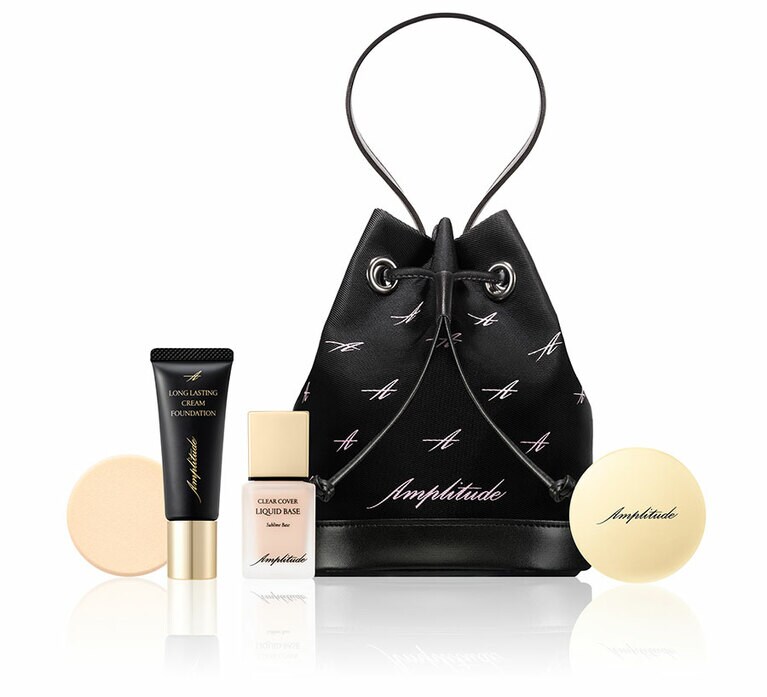 Amplitude ベースメイクキット b LC 全2種 各12,100 円(数量限定発売中)。