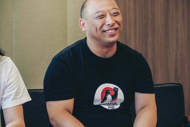 トム・ブラウン。