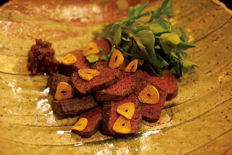 鹿肉のステーキと赤ワインとの相性といったら！