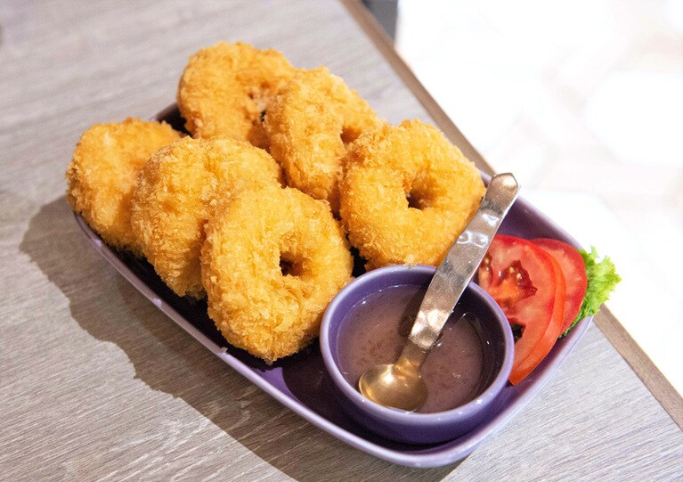 金錢蝦餅 350元。