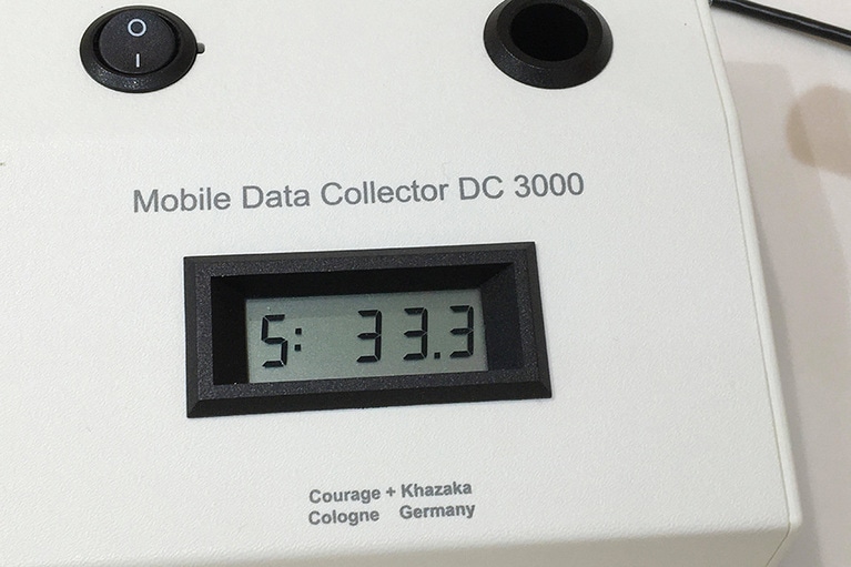 頬の温度は33.3度でした。