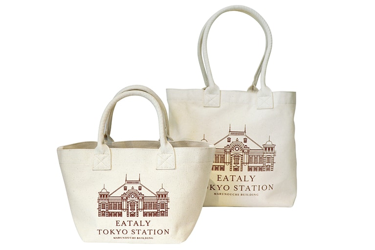 第9位 東京駅限定トートバッグ。左から：Sサイズ 2,901円、Lサイズ 3,901円／EATALY(グランスタ丸の内)