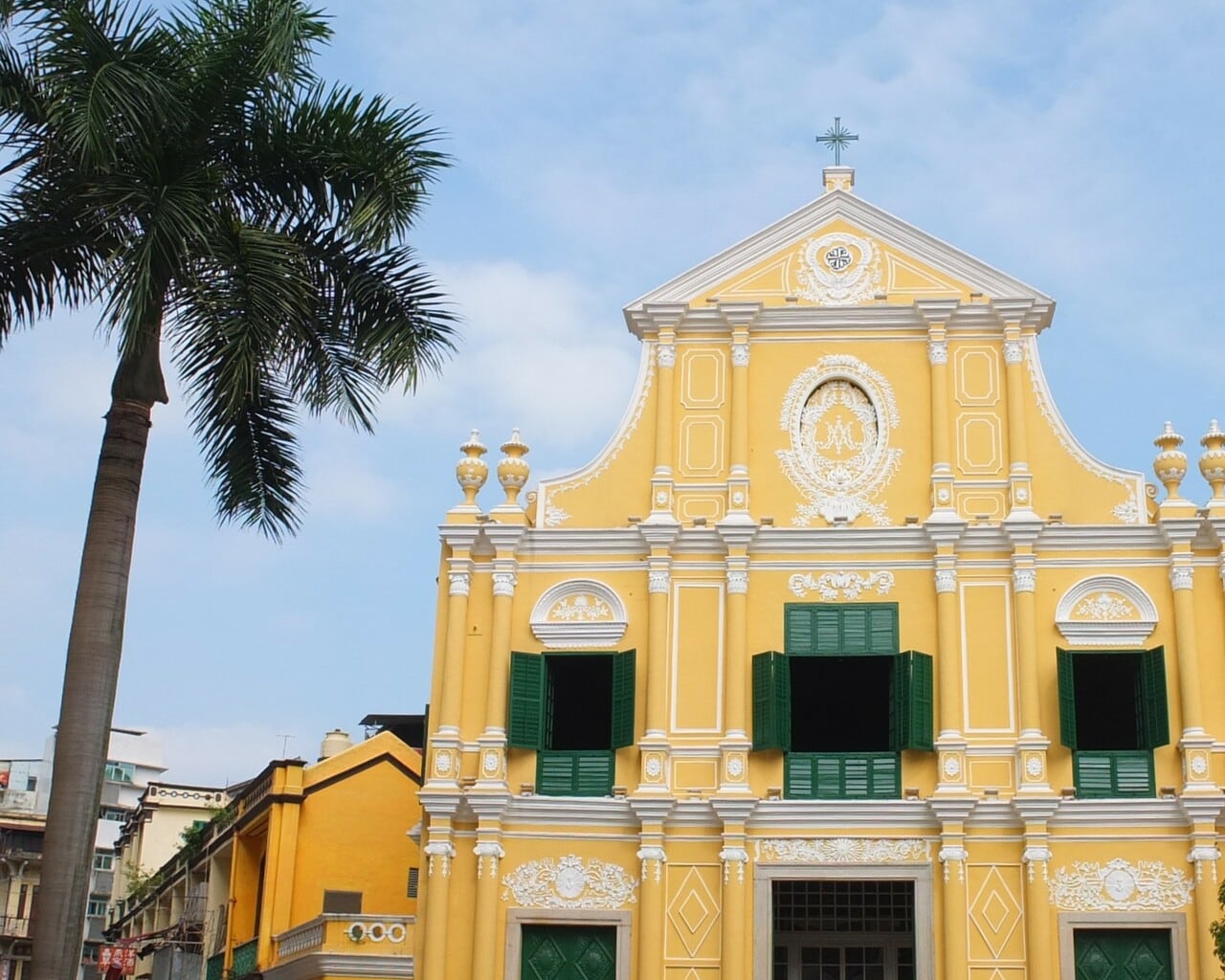 世界遺産に登録されているマカオ歴史地区のランドマーク、聖ドミニコ教会。