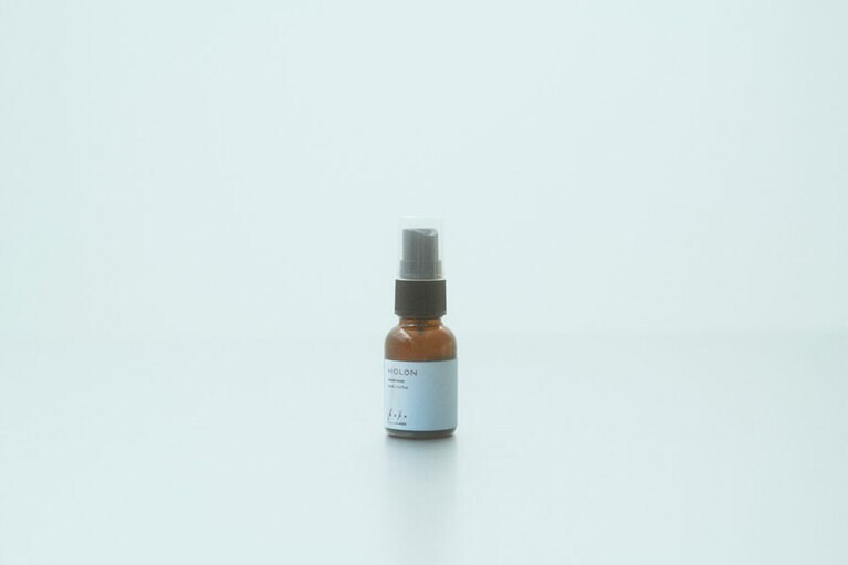 『kako -a scent-』とコラボレーションしたルームフレグランス＜霧氷＞。