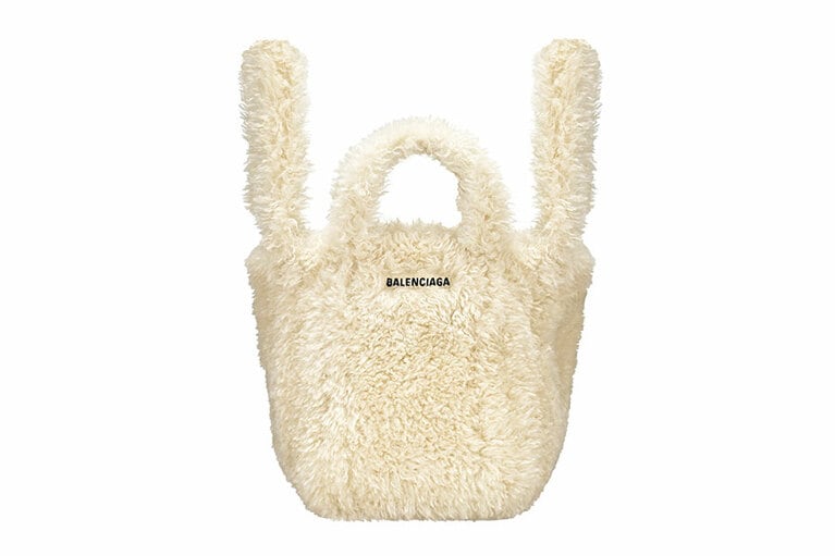 H21×W15×D14cm 185,900円／バレンシアガ（バレンシアガ クライアントサービス）