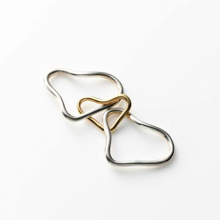 Heart 3 linked ring 41,800円／PALA