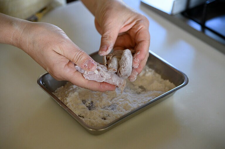 薄めにつける。