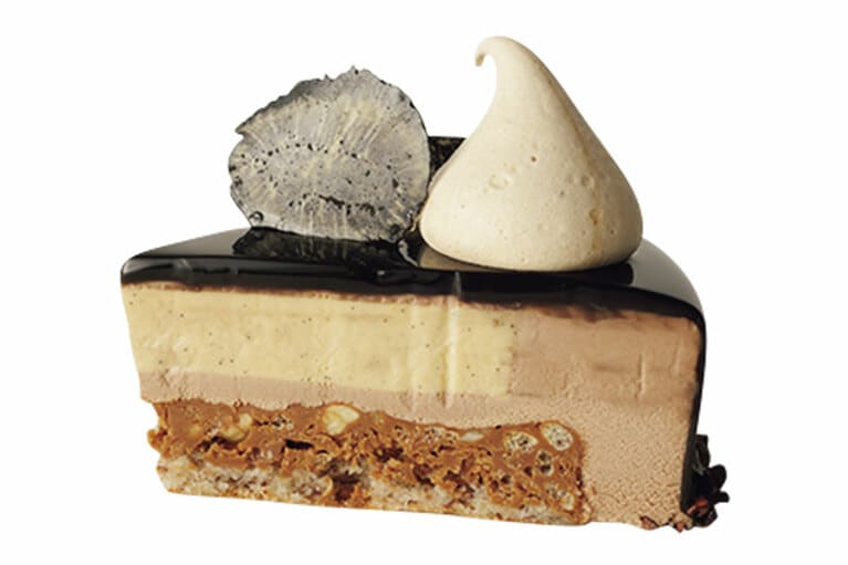 黒トリュフチョコレートのアントルメ 直径18cm 10,000円　●要予約（12月26日から販売予定）／Vue Mer