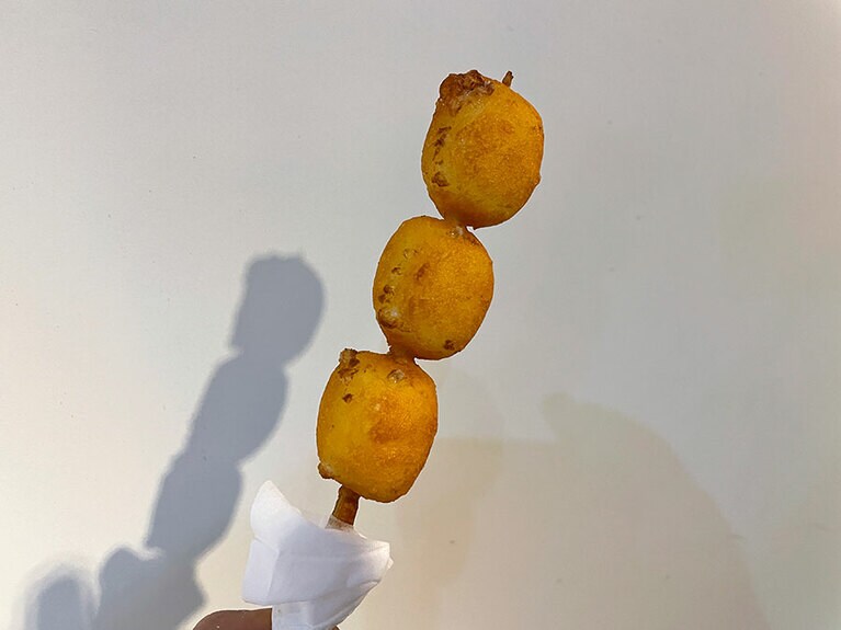 仕上がりはこんな感じ。一串 20元。