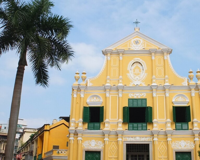 世界遺産に登録されているマカオ歴史地区のランドマーク、聖ドミニコ教会。