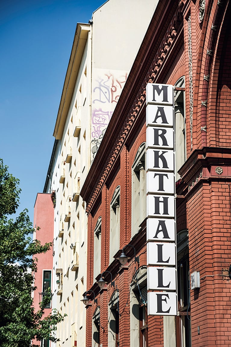 煉瓦造りの趣きある建物。