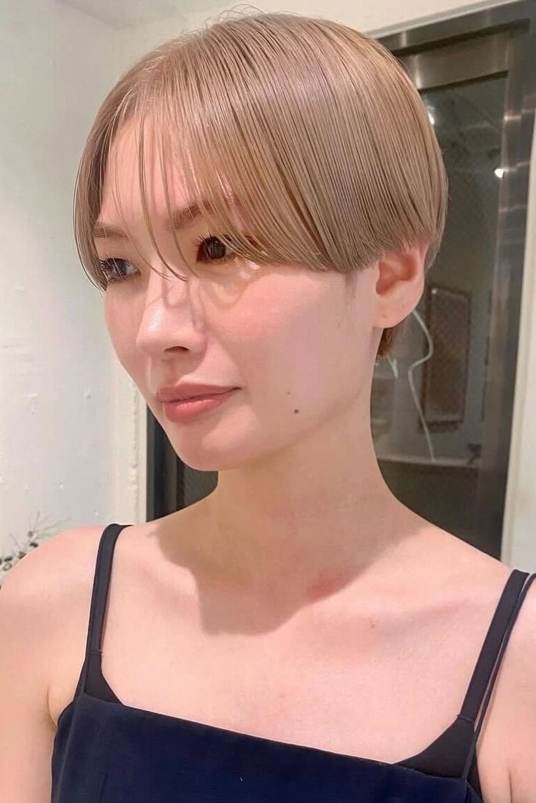 色っぽさもあるハンサムショート。
