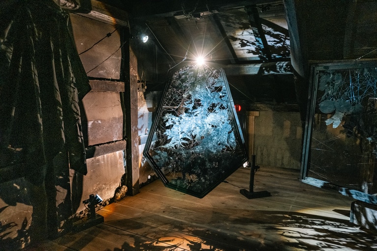 「まちや倶楽部」に展示されている北野雪経の作品。