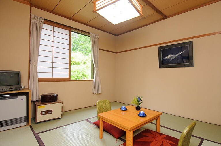 日本三秘湯 谷地温泉［青森／谷地温泉］客室。