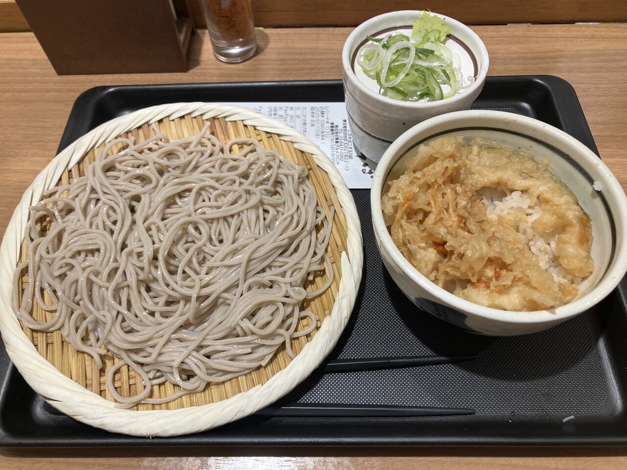 「ミニかき揚げ丼セット」680円