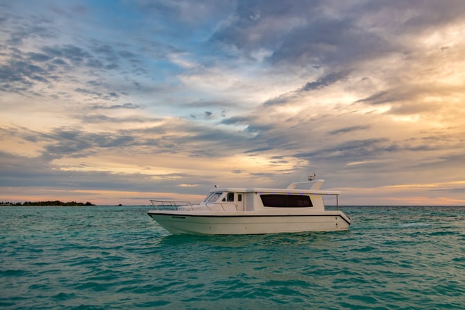 深夜便でモルディブに到着してもリゾート島へ向かえるので、このボートでのアプローチも、おすすめポイントです。