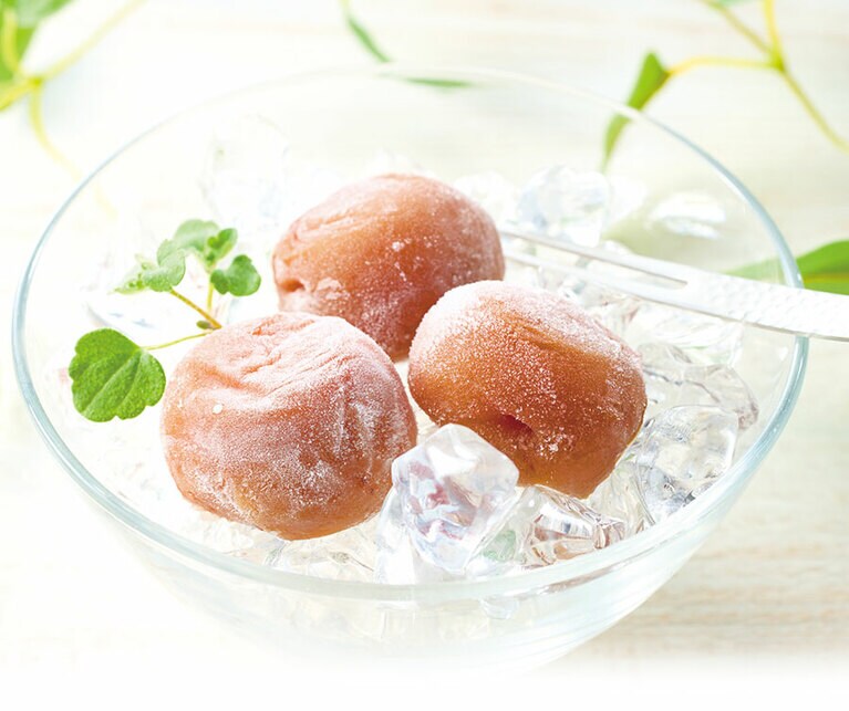 要冷蔵の商品だが、冷凍庫でキンキンに冷やすのがイチオシの食べ方で、凍らせてもカチカチにはならず、やわらかな肉厚の果肉を楽しめる。