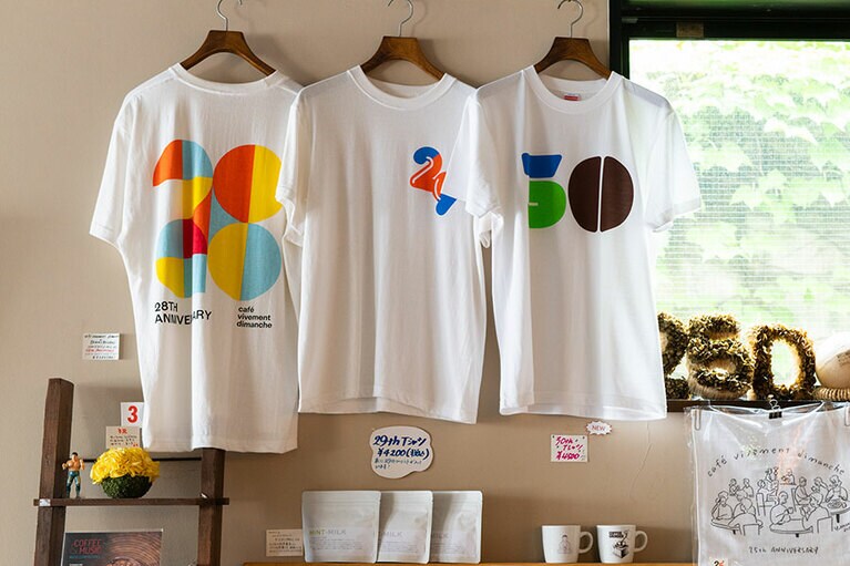 オリジナルTシャツ。