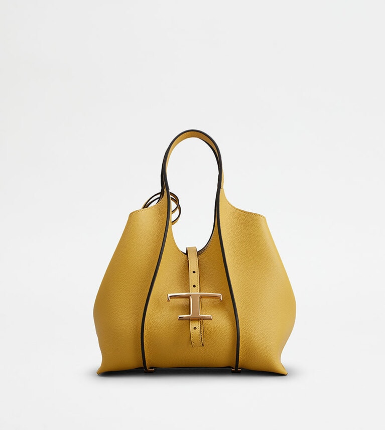 「トッズ T タイムレス ショッピング バッグ」ミニ H19.5×W23×D12cm 各185,900円(税込)全3色 ライトグレーのみイベント先行発売、他2色はTOD’S TERRAZZA限定